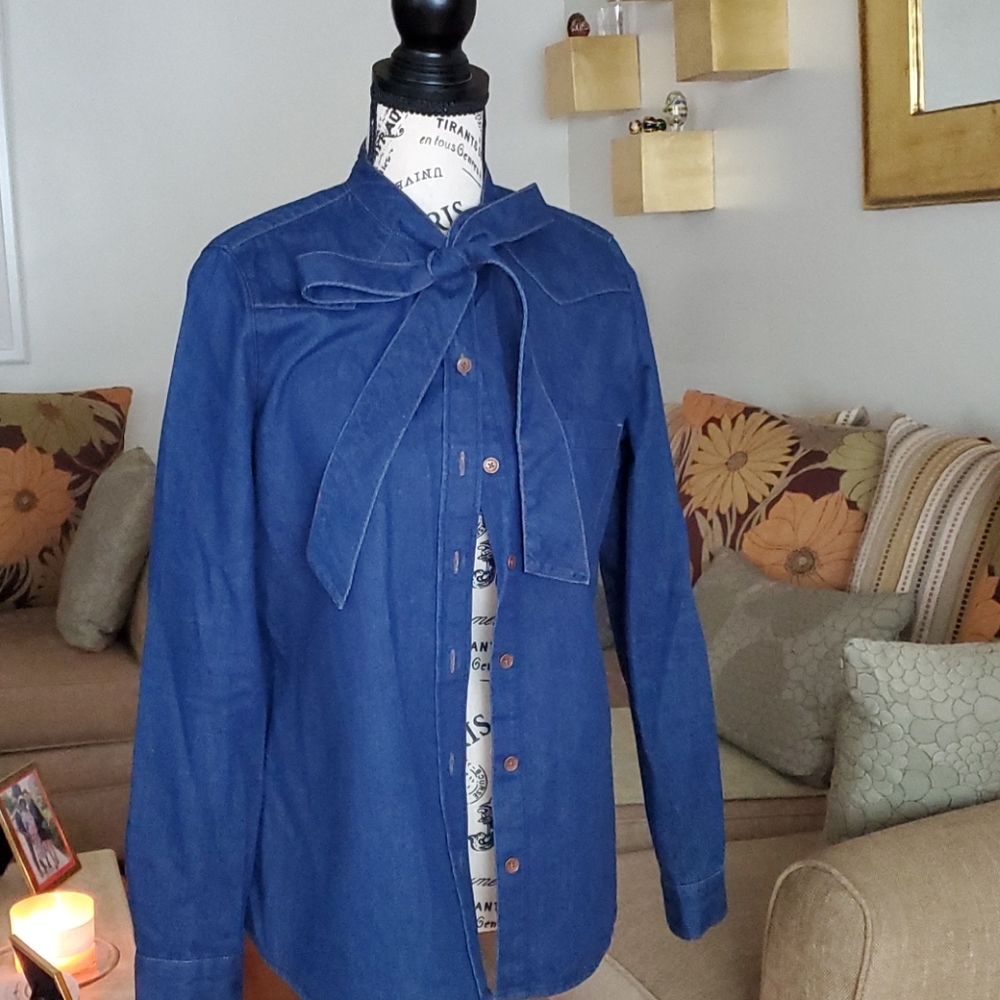 Denim pussy bow shirt (gently worn)